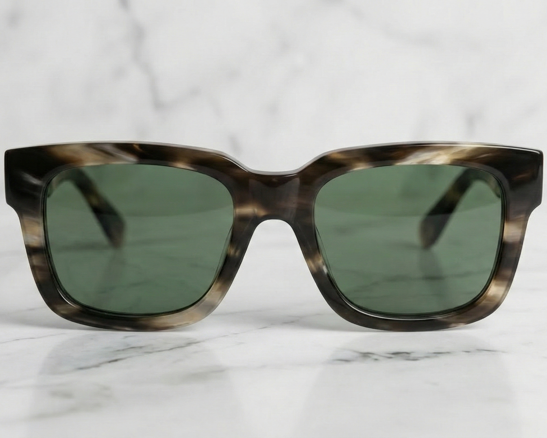 Frame 414 | Horn Mixed Dark | G15 Lens